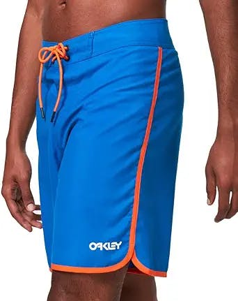 Oakley Men's Standard Solid Crest 19 Boardshort